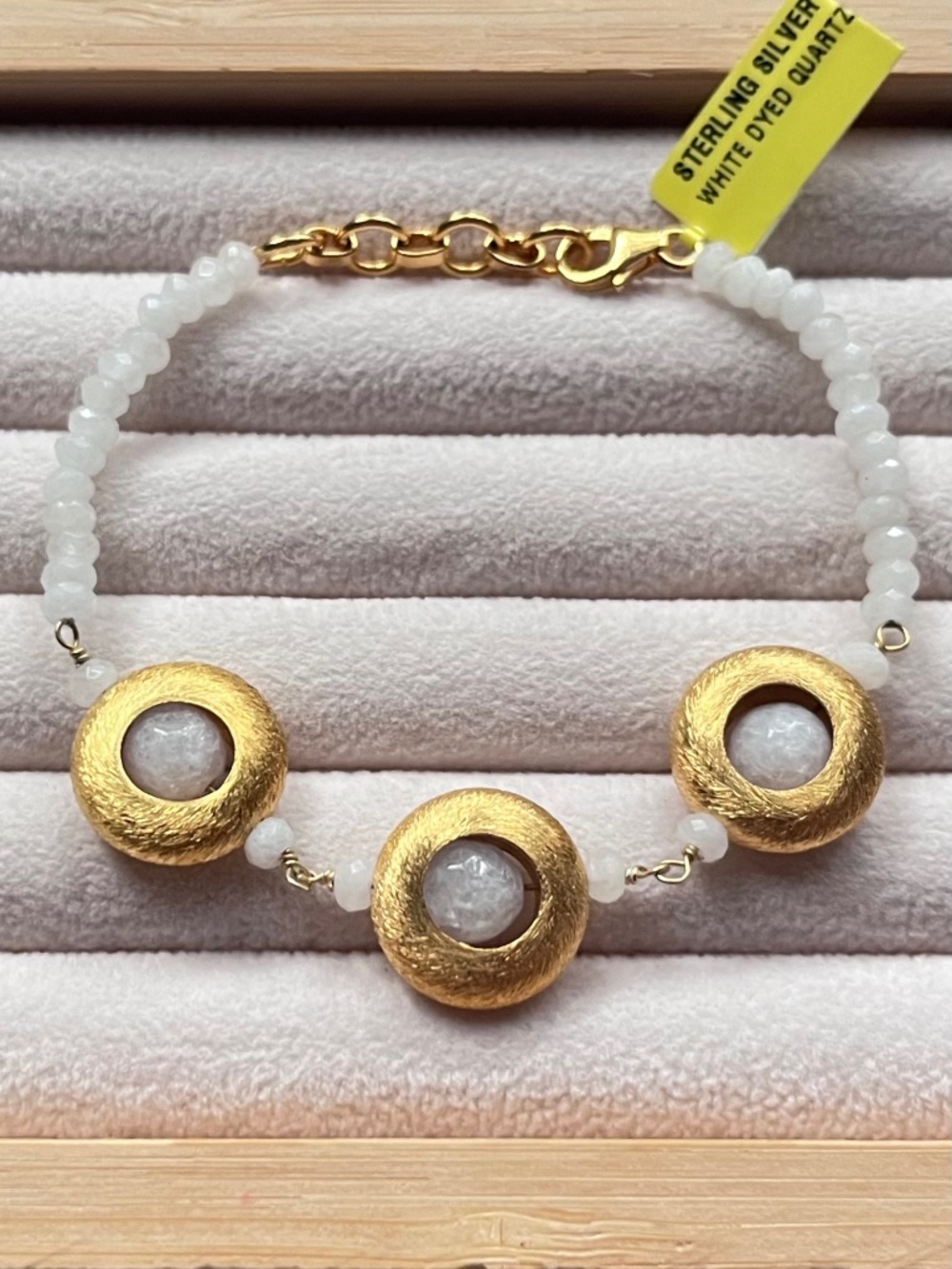 B030 | White Quartz Textured Beaded Bracelet